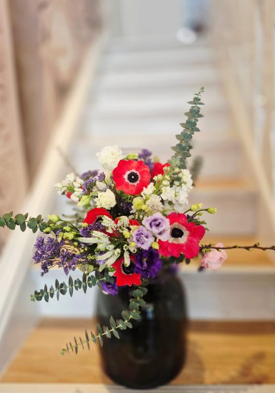 Bouquet in Rot, Violett und Weiß