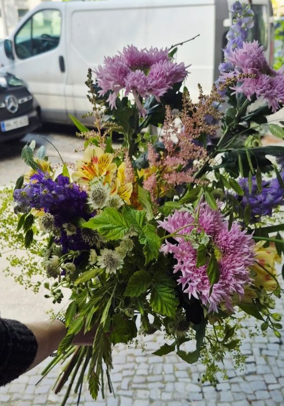 Bouquet in Violett und Weiß